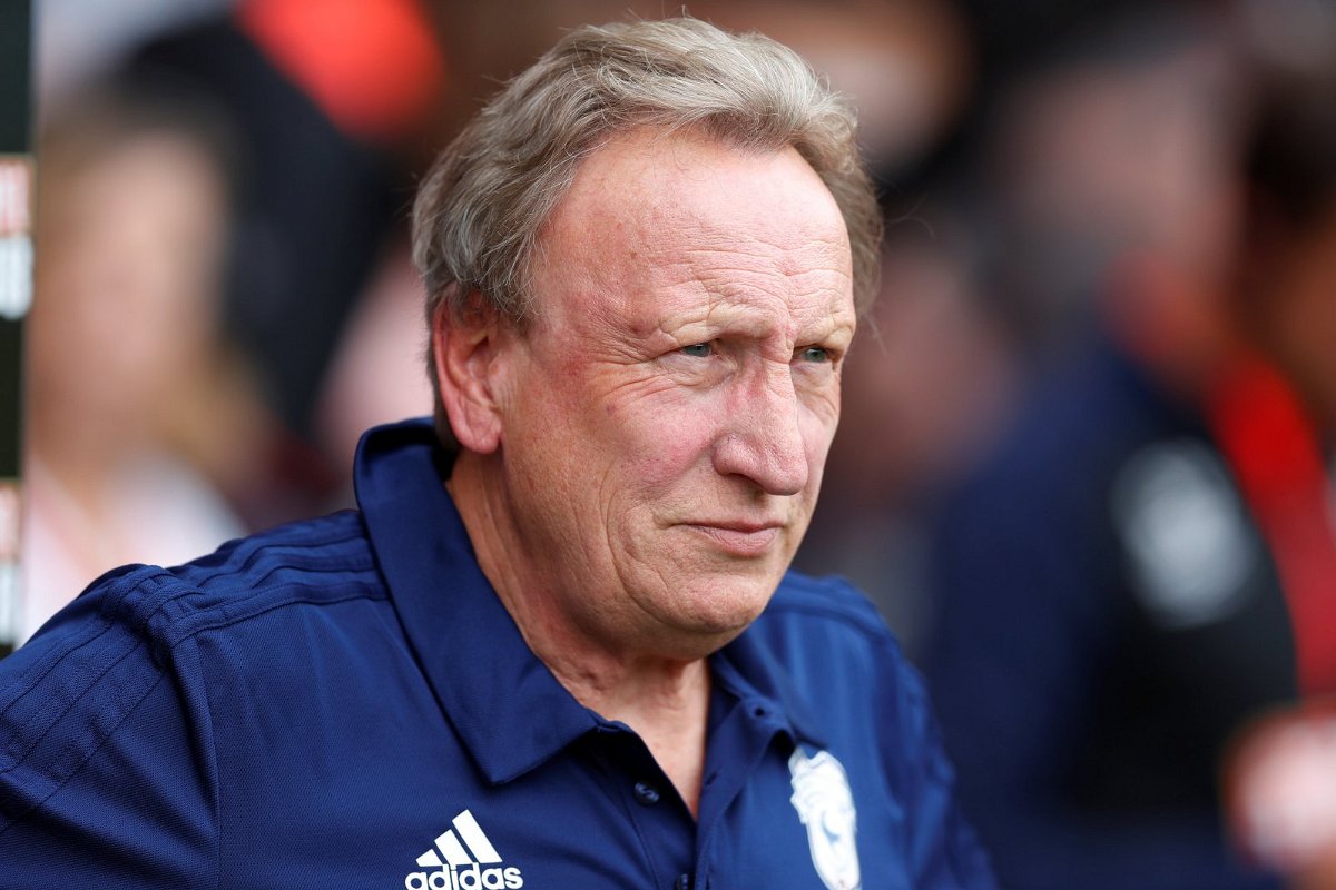 Liverpool fans on Twitter cannot stand Neil Warnock - Cardiff City News